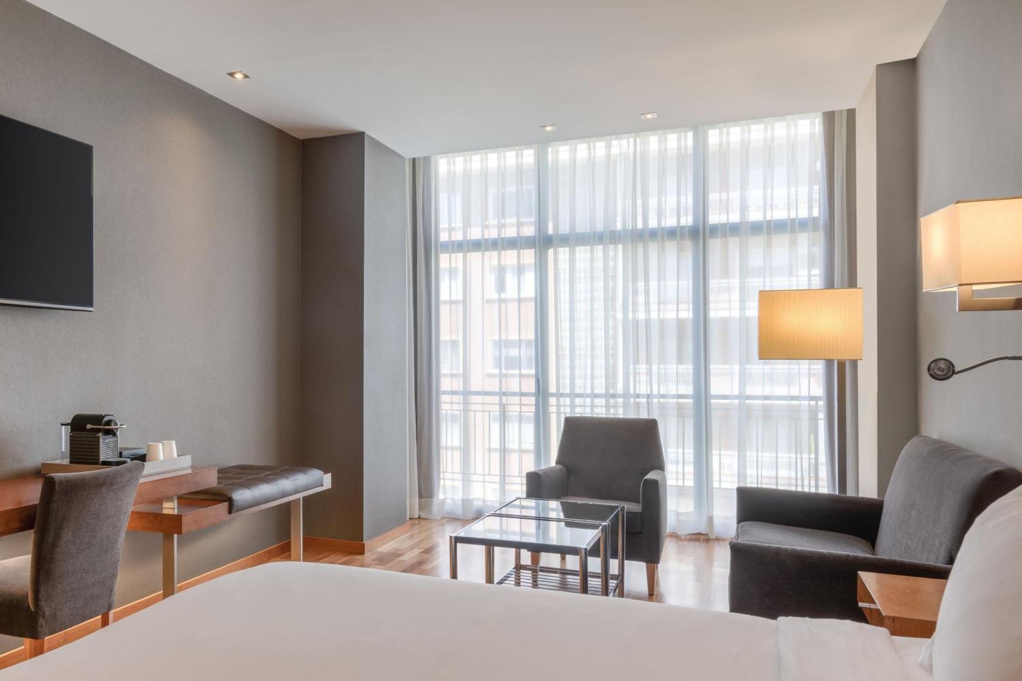 Ac Hotel Aitana By Marriott Madrid Bagian luar foto